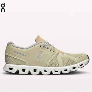 Cloud 5 for woman size 8